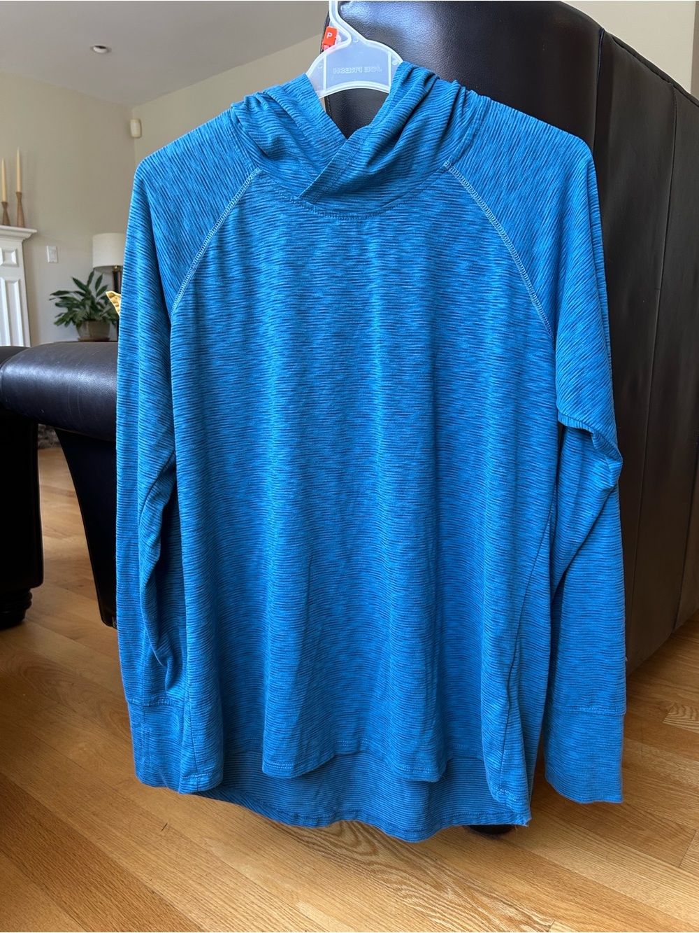 Kuhl Aspira WL Blue Hooded Long-Sleeve Performance Shirt - Picture 4 of 13